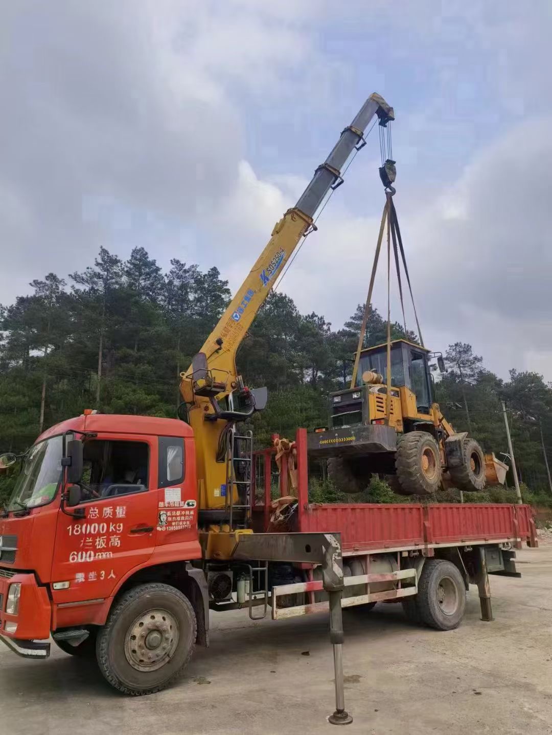 西畴县找吊车出租公司的时候需要注意什么